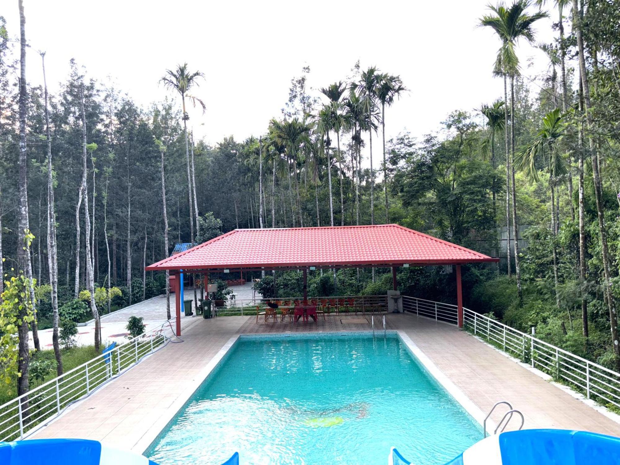 Ecstasy Tent Stay With Swimming Pool & Common Washroom Chikmagalūr Εξωτερικό φωτογραφία